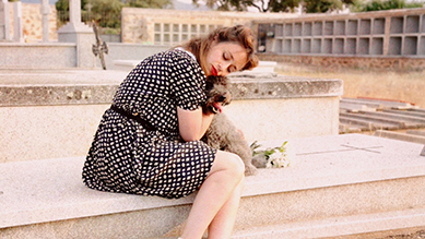 A sunny day dirigido por Natalie Kerman y protagonizado por Romina Sánchez y Mario (su perro), gana el premio al mejor cortometraje experimental en el Mediterranean Film Festival de Cannes